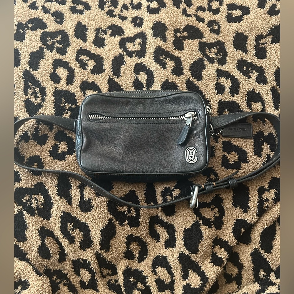 Coach Men’s Black Leather Crossbody/Waist Bag